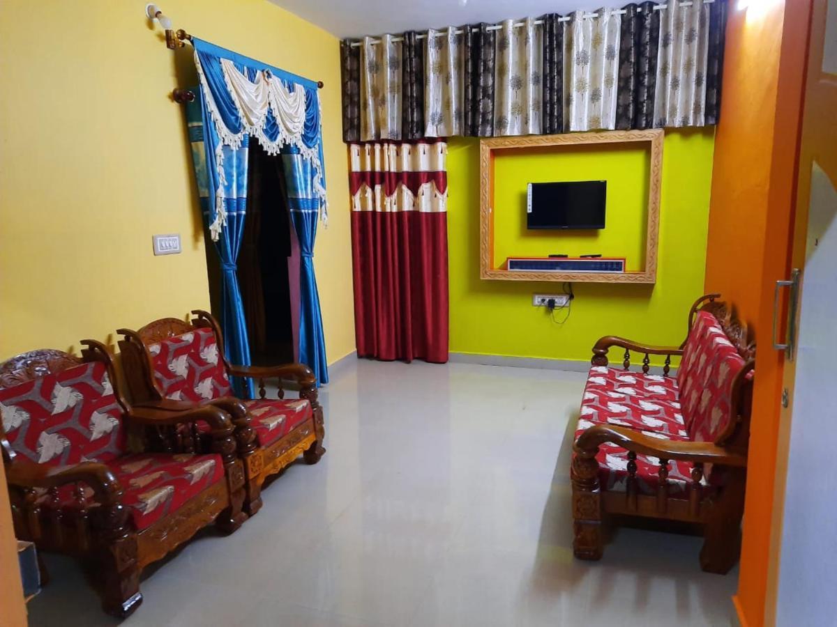 Green Land Estate Homestay 5 Rooms With Garden View Мадикери Екстериор снимка